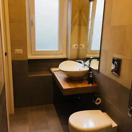 Fairome Cassia Apartment Rom